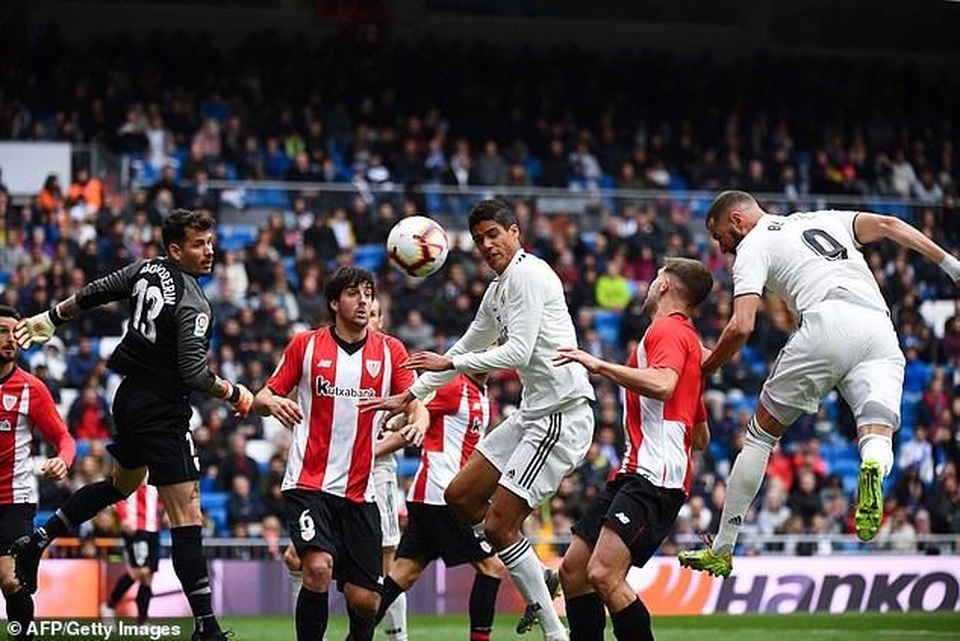 Real Madrid 3-0 Bilbao: Cú hattrick của Benzema - 8 Real Madrid 3-0 Bilbao: Cú hattrick của Benzema - 8