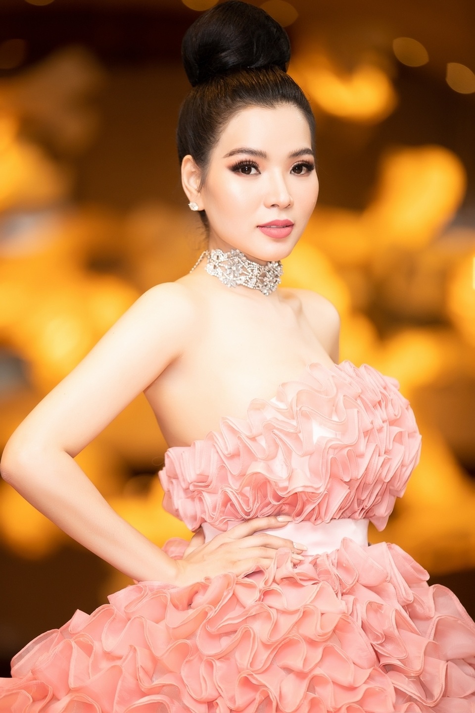 Hoa hậu Thùy Dung xinh đẹp dự tiệc tối - 3 Hoa hậu Thùy Dung xinh đẹp dự tiệc tối - 3