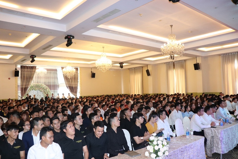 3000 nhân viên kinh doanh dự lễ ra quân dự án Apec Mandala Wyndham Mũi Né - 3 3000 nhân viên kinh doanh dự lễ ra quân dự án Apec Mandala Wyndham Mũi Né - 3