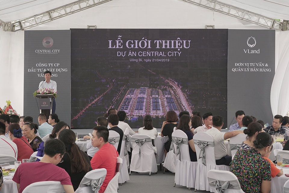 Bùng nổ giao dịch tại Lễ giới thiệu dự án Central City - 3 Bùng nổ giao dịch tại Lễ giới thiệu dự án Central City - 3
