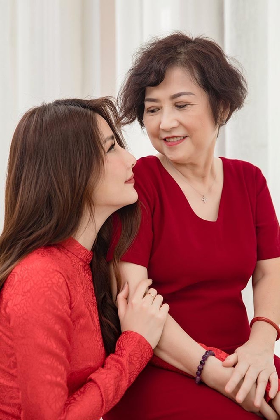 Mẹ nữ diễn viên Diễm My 9x qua đời ở tuổi 58 - 1 Mẹ nữ diễn viên Diễm My 9x qua đời ở tuổi 58 - 1