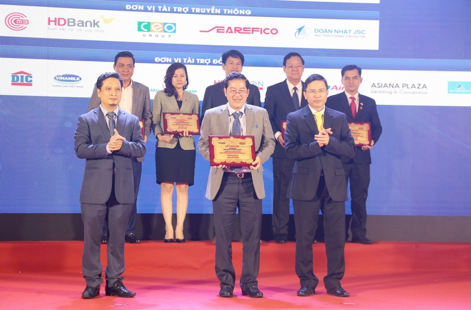 HDBank lọt Top 5 Ngân hàng có tốc độ tăng trưởng nhanh nhất năm 2019 - 3 HDBank lọt Top 5 Ngân hàng có tốc độ tăng trưởng nhanh nhất năm 2019 - 3
