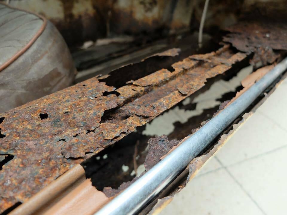 Sự hồi sinh kì diệu của một chiếc Jaguar E-Type từ đồ đồng nát - 18 Sự hồi sinh kì diệu của một chiếc Jaguar E-Type từ đồ đồng nát - 18