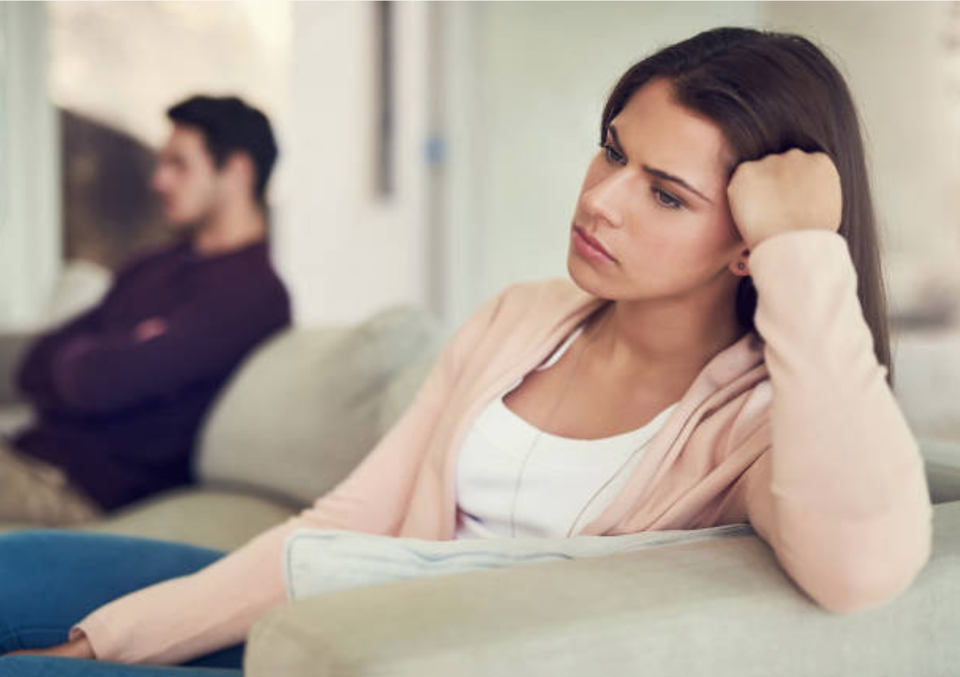 Chồng ra ngoài bị kích, về nhà nhất quyết đòi vợ đẻ thêm con - 1 Chồng ra ngoài bị kích, về nhà nhất quyết đòi vợ đẻ thêm con - 1