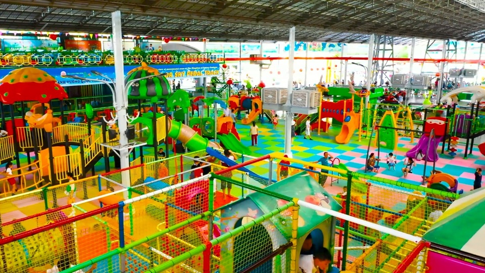 Suối tiên tưng bừng mừng đại lễ 30/04 và quốc tế lao động 01/05 - 7 Suối tiên tưng bừng mừng đại lễ 30/04 và quốc tế lao động 01/05 - 7