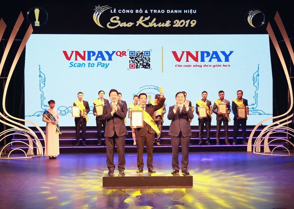 VNPAY xuất sắc được vinh danh trong TOP 10 Sao Khuê 2019 - 1 VNPAY xuất sắc được vinh danh trong TOP 10 Sao Khuê 2019 - 1