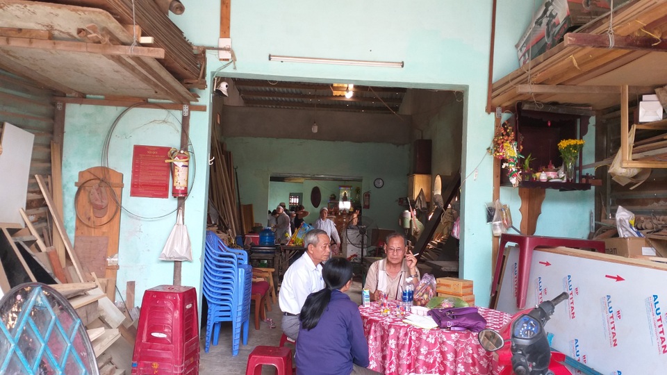 Thắt lòng gia cảnh bé gái 6 tuổi mắc bệnh ung thư máu, bố đột ngột qua đời! - 8 Thắt lòng gia cảnh bé gái 6 tuổi mắc bệnh ung thư máu, bố đột ngột qua đời! - 8