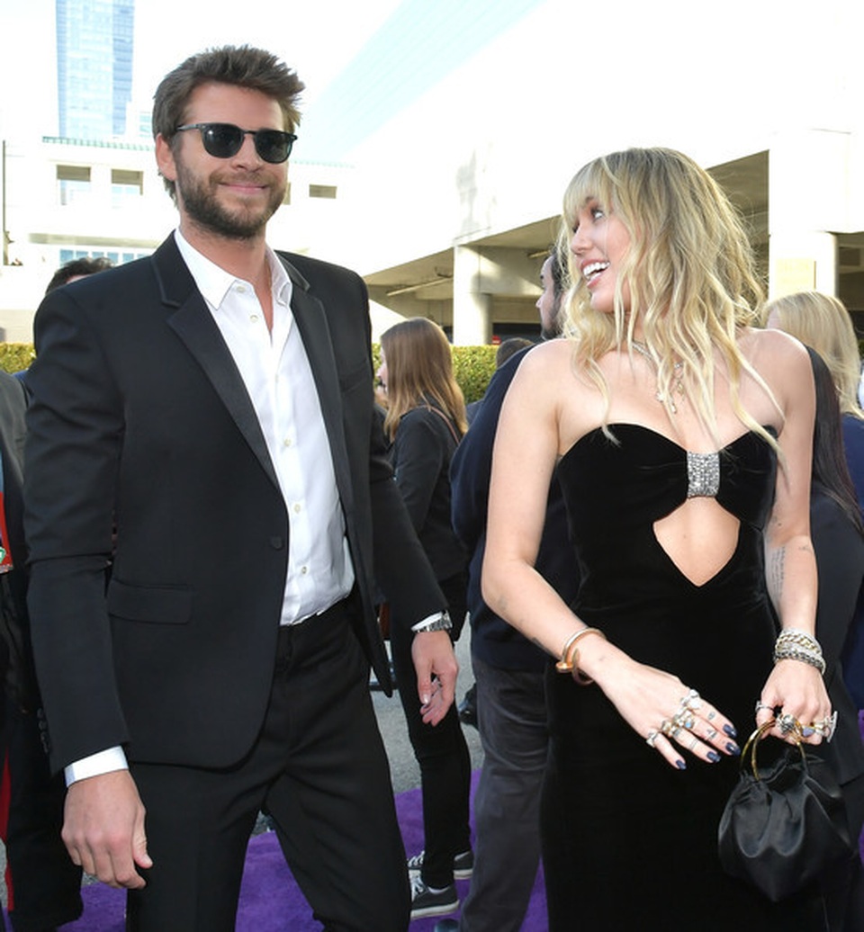 Miley Cyrus đẹp đôi bên chồng dự công chiếu phim Avengers: Endgame - 2 Miley Cyrus đẹp đôi bên chồng dự công chiếu phim Avengers: Endgame - 2