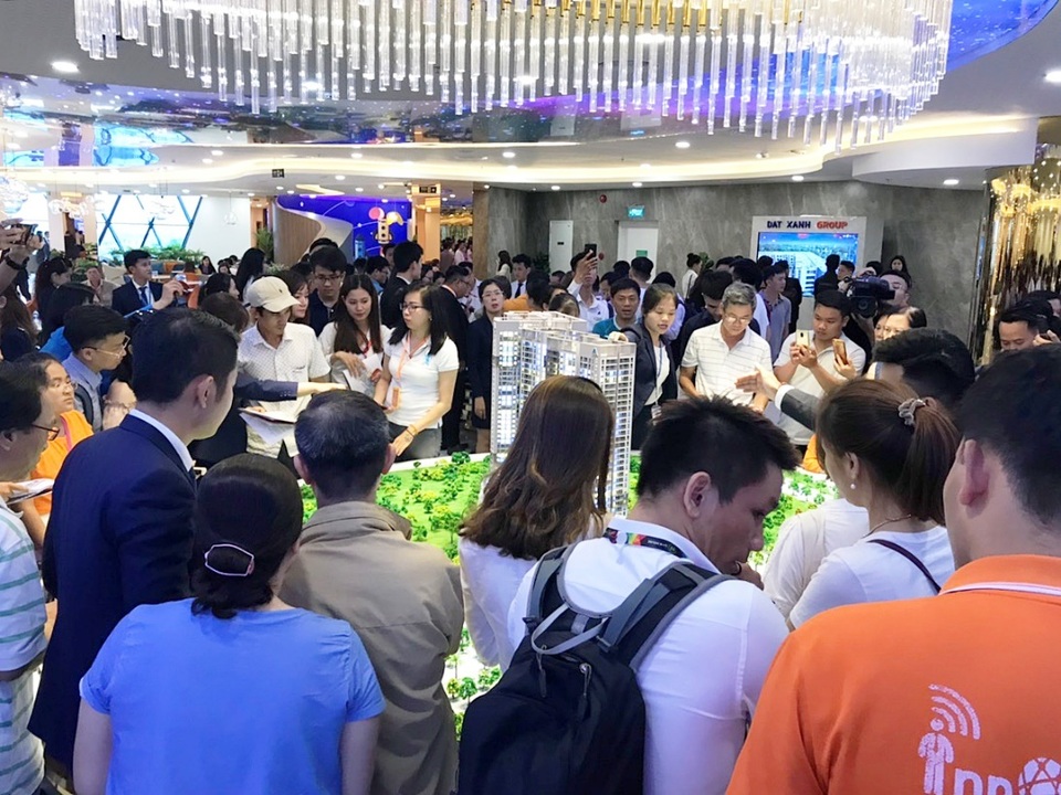 Hàng trăm khách hàng kinh ngạc với vẻ đẹp huyền ảo căn hộ Opal Boulevard - 2 Hàng trăm khách hàng kinh ngạc với vẻ đẹp huyền ảo căn hộ Opal Boulevard - 2