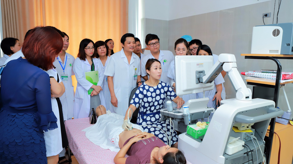 Đẩy mạnh nghiên cứu khoa học và hợp tác quốc tế tại bệnh viện phụ sản Hà Nội - 1 Đẩy mạnh nghiên cứu khoa học và hợp tác quốc tế tại bệnh viện phụ sản Hà Nội - 1