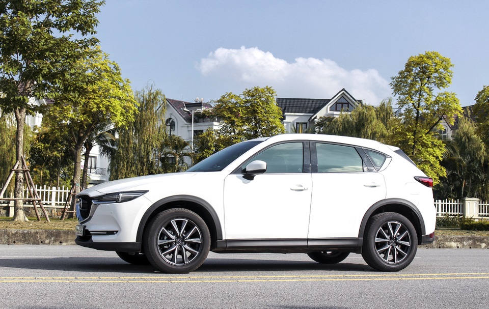 Bất ngờ với giá bán Mazda CX-5 sau ưu đãi - 1 Bất ngờ với giá bán Mazda CX-5 sau ưu đãi - 1