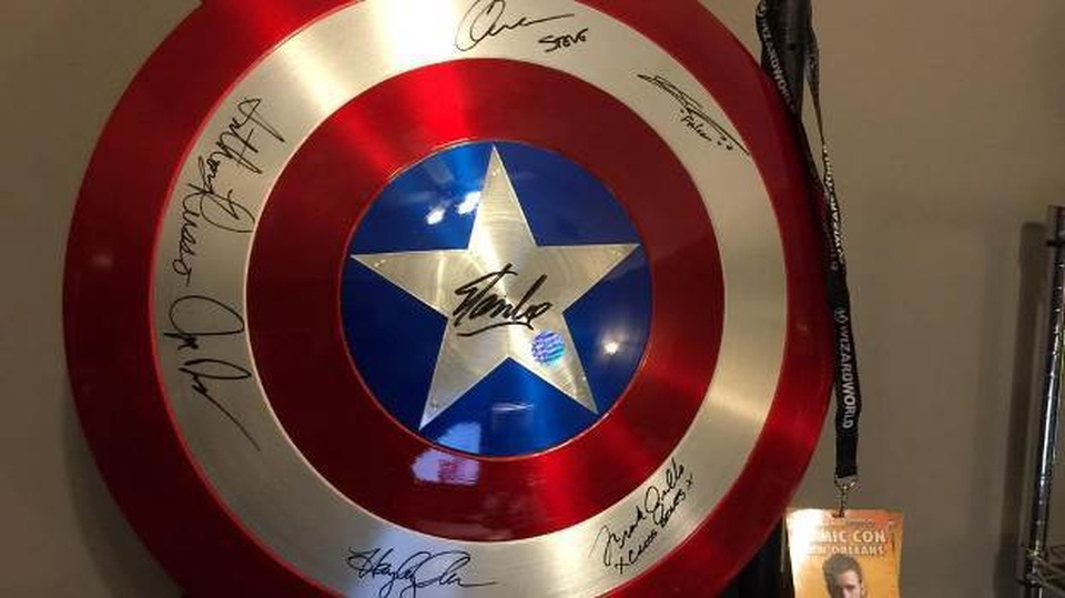 Muôn kiểu chào đón Avengers: Endgame của fan Marvel khắp thế giới - 2 Muôn kiểu chào đón Avengers: Endgame của fan Marvel khắp thế giới - 2