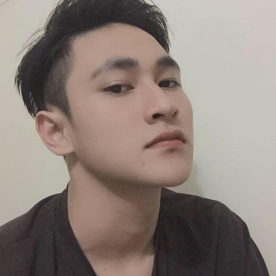 “Hot boy bảo an” khiến cộng đồng mạng rần rần kiếm thông tin - 4 “Hot boy bảo an” khiến cộng đồng mạng rần rần kiếm thông tin - 4