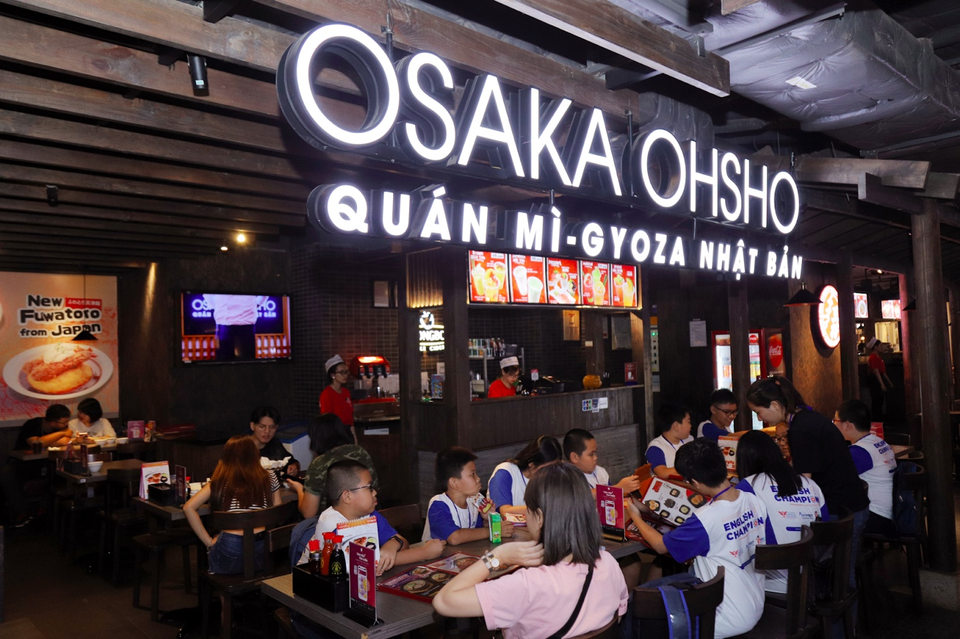 Khoảnh khắc đáng nhớ tại nhà chung - Điều đặc biệt chỉ có tại English Champion 2019 - 4 Khoảnh khắc đáng nhớ tại nhà chung - Điều đặc biệt chỉ có tại English Champion 2019 - 4