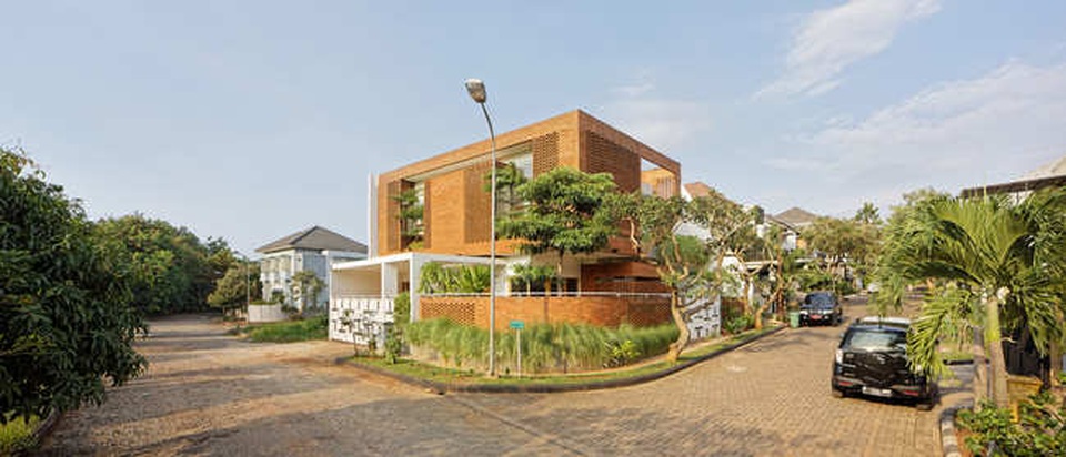Nhà 2 mặt tiền xây bằng gạch mộc không sơn trát đẹp nổi bật trên báo ngoại - 2 Nhà 2 mặt tiền xây bằng gạch mộc không sơn trát đẹp nổi bật trên báo ngoại - 2