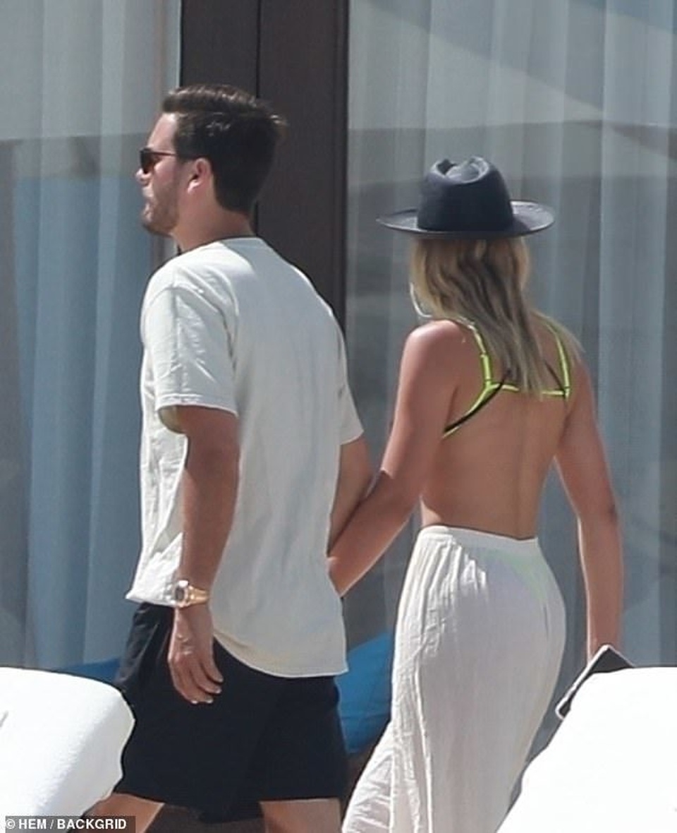 Sofia Richie cuốn hút với áo tắm - 8