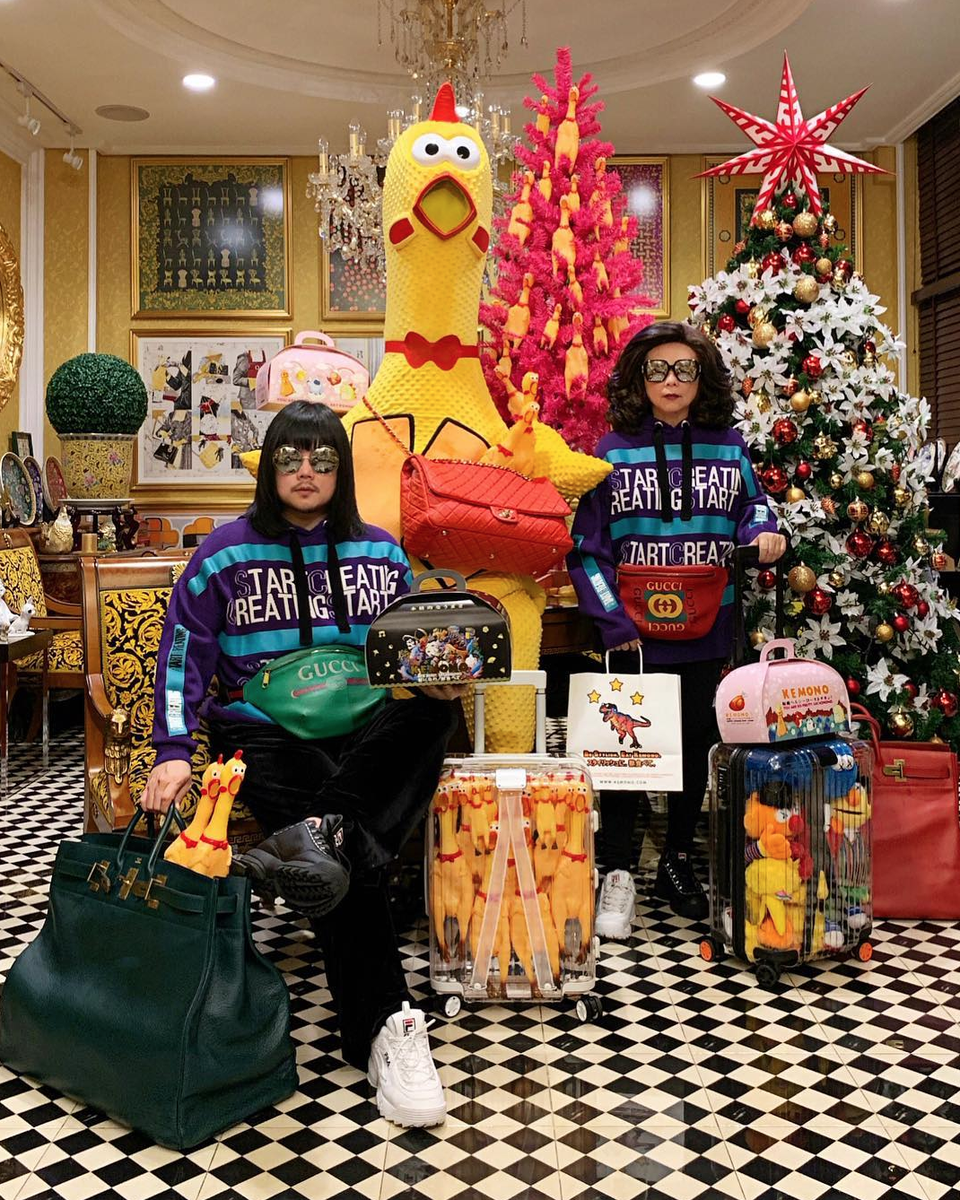 Thái Lan: Cặp mẹ con nổi tiếng vì diện đồ đôi trên một “tầm cao” mới - 6