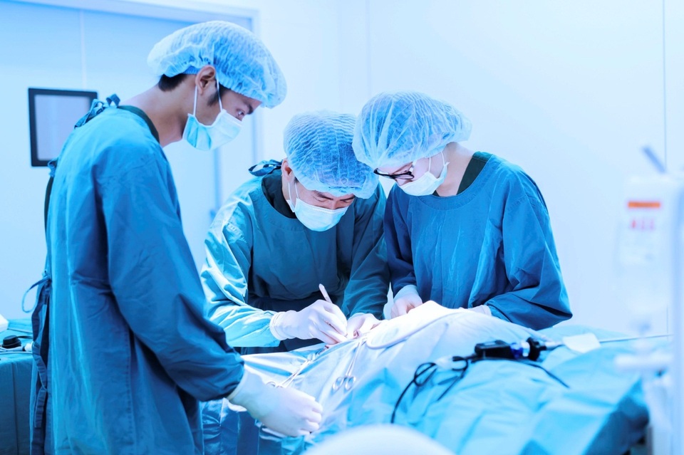 Sỏi bàng quang nên mổ hay chữa bằng thuốc nam? – Cách trị nào tốt nhất? - 1 Sỏi bàng quang nên mổ hay chữa bằng thuốc nam? – Cách trị nào tốt nhất? - 1