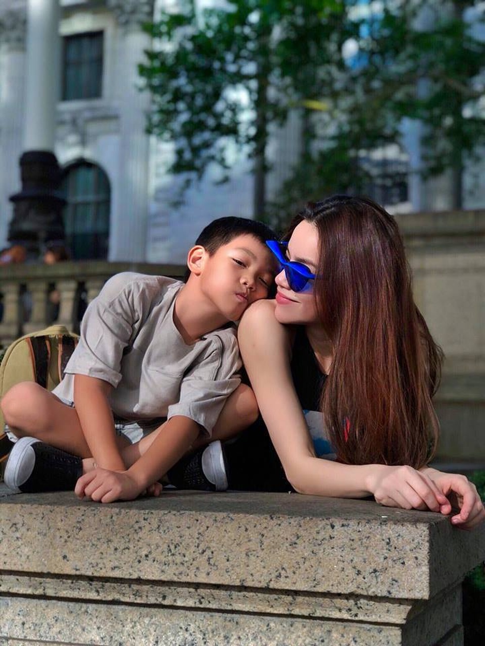 Giật mình mức học phí “khủng” của con nhà Hoa hậu, ca sĩ Việt - 4 Giật mình mức học phí “khủng” của con nhà Hoa hậu, ca sĩ Việt - 4
