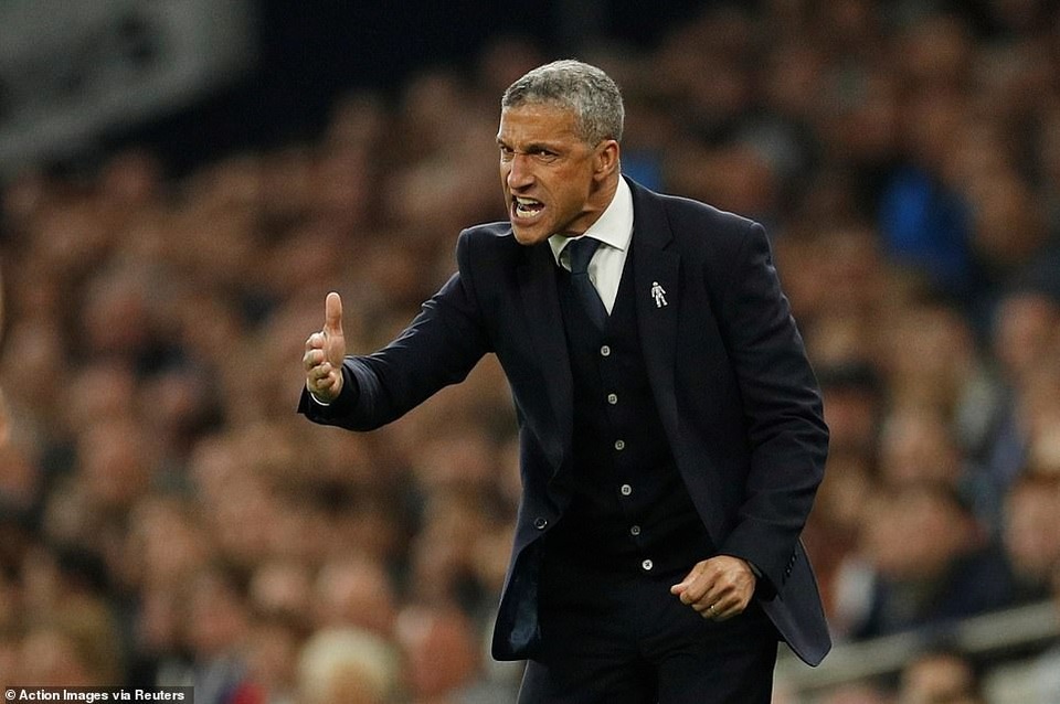 Tottenham bứt phá ở vị trí top 3 Premier League - 2 Tottenham bứt phá ở vị trí top 3 Premier League - 2