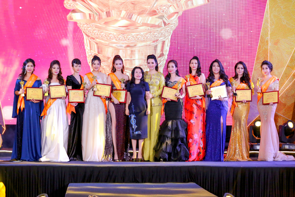 Lễ tôn vinh Bông hồng Quyền lực 2019 - Trang trọng và ý nghĩa - 2