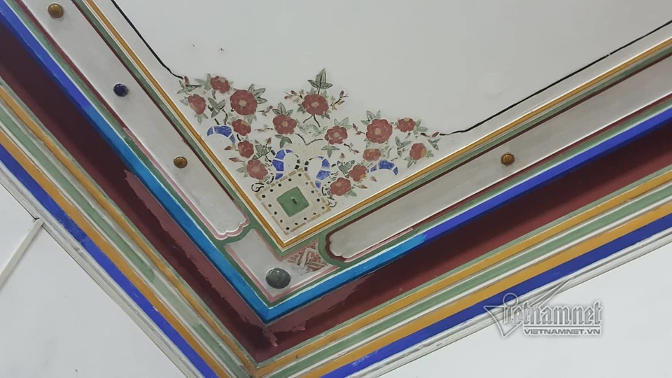 Biệt thự trăm năm của đại gia Bát Tràng: Bí mật không muốn rời đi - 11 Biệt thự trăm năm của đại gia Bát Tràng: Bí mật không muốn rời đi - 11