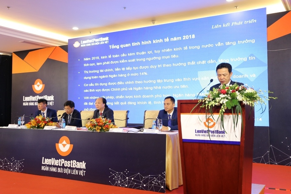 Tổng giám đốc LienVietPostBank: Chúng tôi tự tin về mục tiêu lợi nhuận đặt ra trong 2019 - 1 Tổng giám đốc LienVietPostBank: Chúng tôi tự tin về mục tiêu lợi nhuận đặt ra trong 2019 - 1
