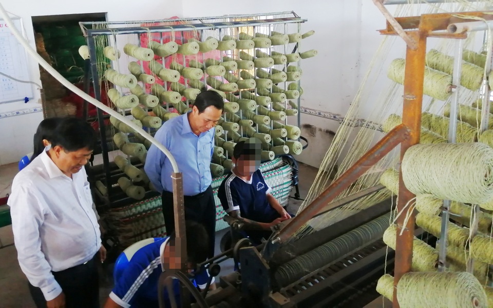 Bộ trưởng Lao động: Sẽ đề xuất Luật phòng chống bạo lực, xâm hại trẻ em - 4 Bộ trưởng Lao động: Sẽ đề xuất Luật phòng chống bạo lực, xâm hại trẻ em - 4