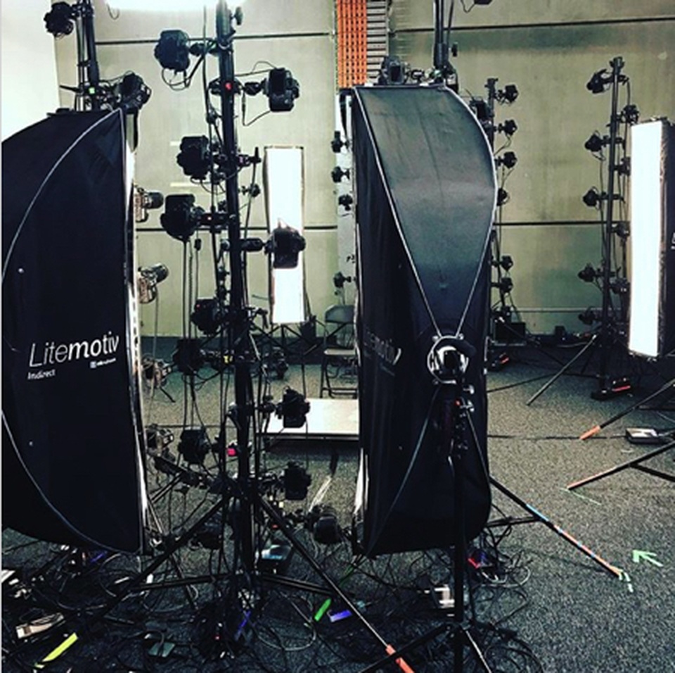 “Vỡ mộng” khi hậu trường phim chẳng hoàng tráng được như trên màn ảnh - 3 “Vỡ mộng” khi hậu trường phim chẳng hoàng tráng được như trên màn ảnh - 3