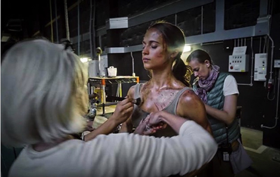 “Vỡ mộng” khi hậu trường phim chẳng hoàng tráng được như trên màn ảnh - 4 “Vỡ mộng” khi hậu trường phim chẳng hoàng tráng được như trên màn ảnh - 4