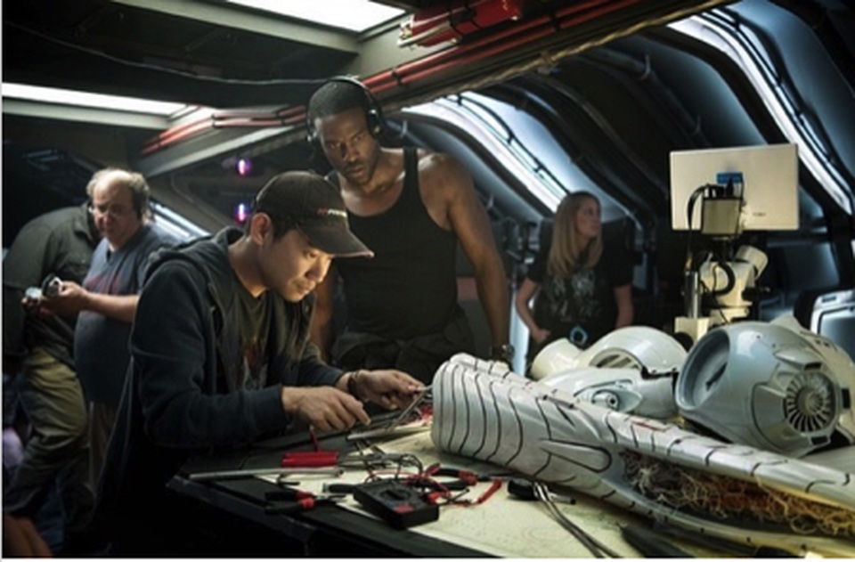 “Vỡ mộng” khi hậu trường phim chẳng hoàng tráng được như trên màn ảnh - 8 “Vỡ mộng” khi hậu trường phim chẳng hoàng tráng được như trên màn ảnh - 8