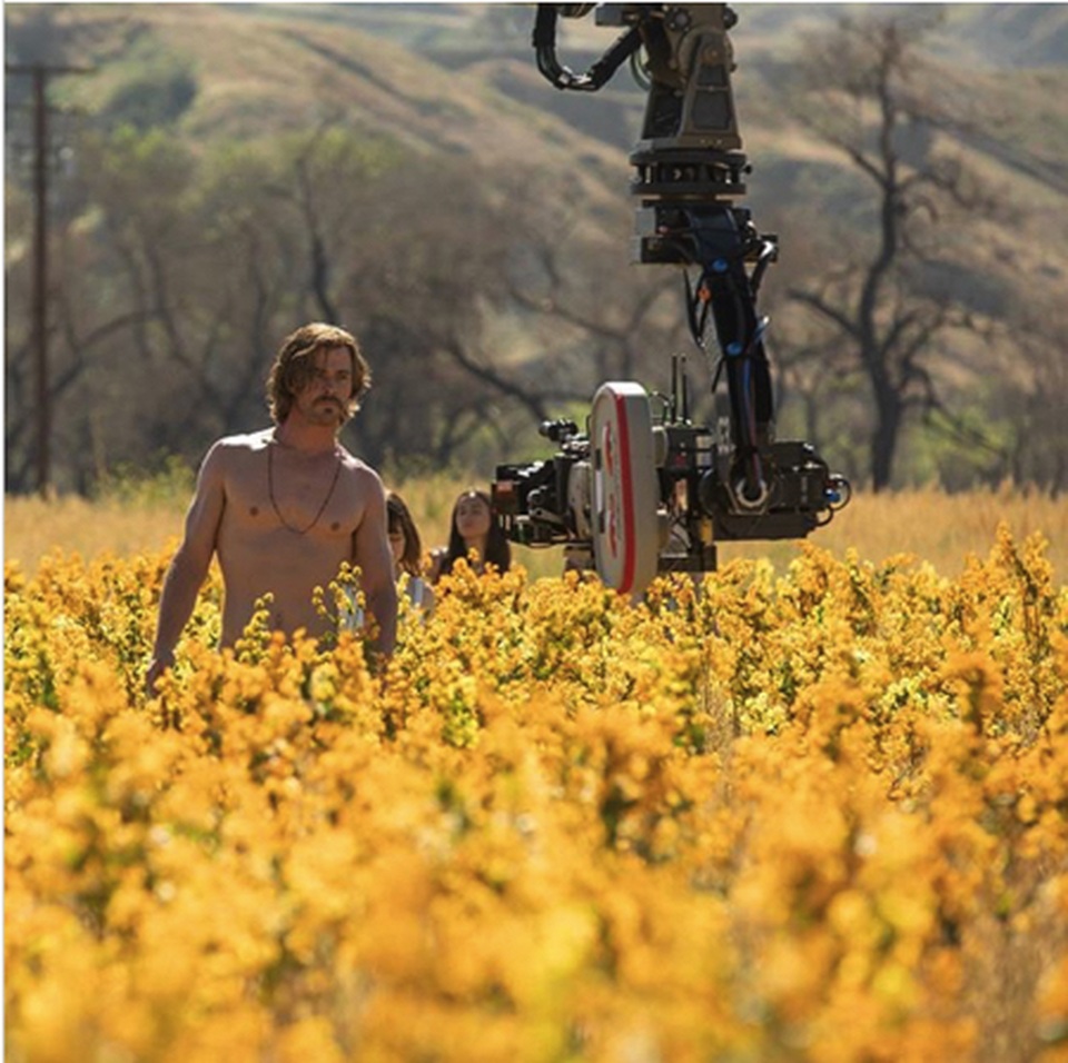 “Vỡ mộng” khi hậu trường phim chẳng hoàng tráng được như trên màn ảnh - 9 “Vỡ mộng” khi hậu trường phim chẳng hoàng tráng được như trên màn ảnh - 9