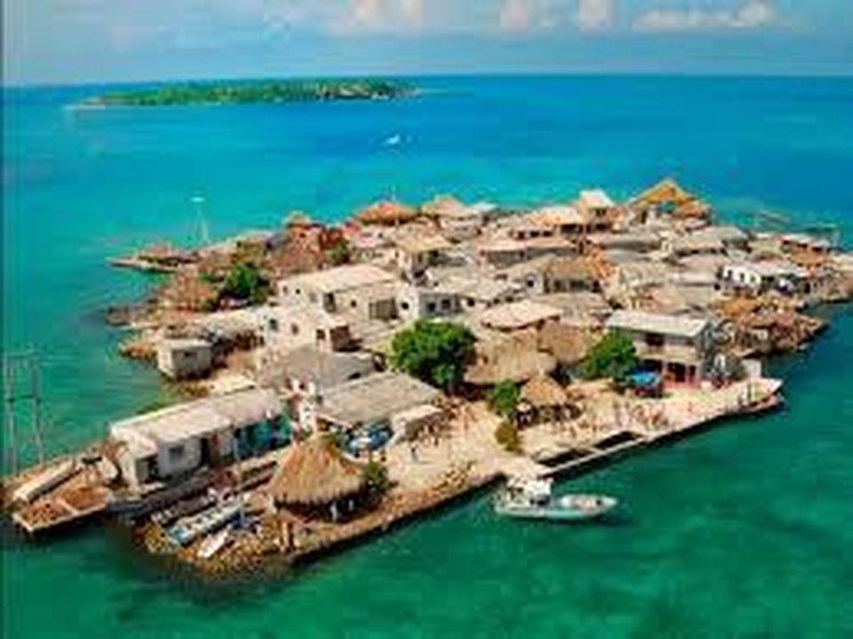 Hòn đảo không có một con muỗi, người chết phải di chuyển sang đảo khác để chôn - 1 Hòn đảo không có một con muỗi, người chết phải di chuyển sang đảo khác để chôn - 1