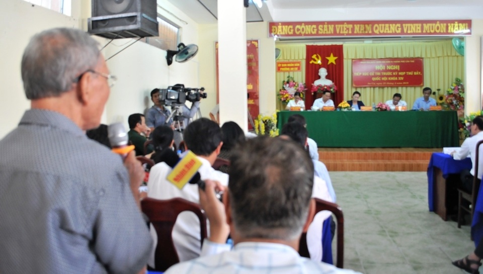 Chủ tịch Quốc hội trả lời cử tri về sức khỏe của Tổng Bí thư Nguyễn Phú Trọng - 1 Chủ tịch Quốc hội trả lời cử tri về sức khỏe của Tổng Bí thư Nguyễn Phú Trọng - 1