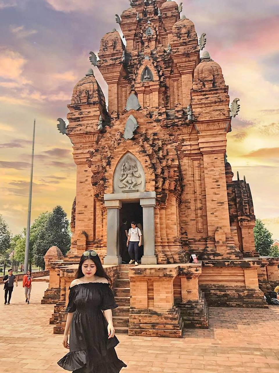 Check-in ở ngôi làng được mệnh danh là “Thái Lan thu nhỏ giữa lòng Hà Nội” - 2 Check-in ở ngôi làng được mệnh danh là “Thái Lan thu nhỏ giữa lòng Hà Nội” - 2
