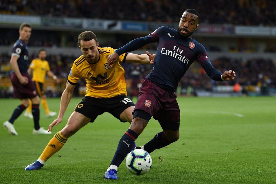 Nhìn lại thất bại cay đắng của Arsenal trên sân của Wolves - 3 Nhìn lại thất bại cay đắng của Arsenal trên sân của Wolves - 3