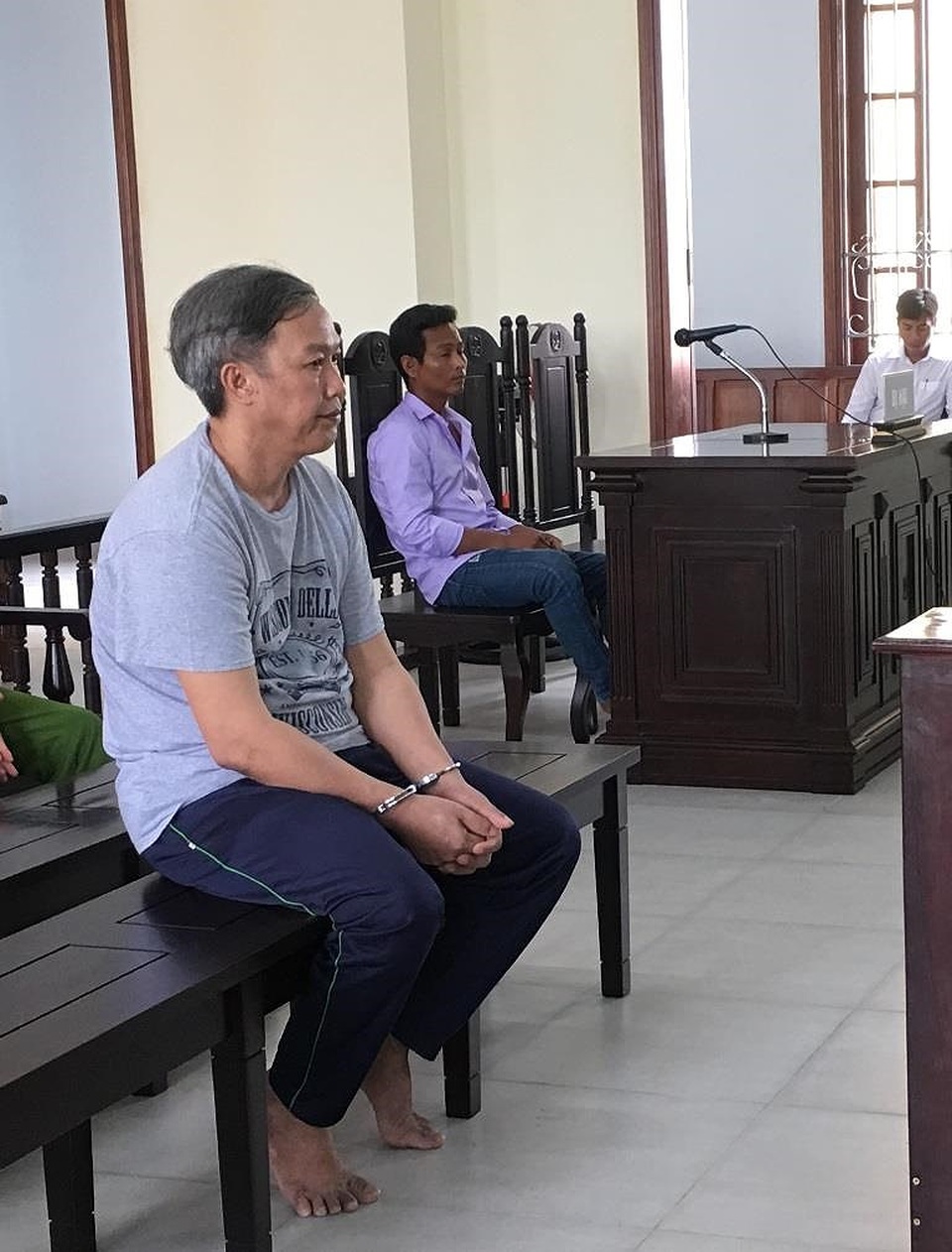 Dân nghèo ngậm đắng vì gặp lừa xuất khẩu lao động - 1 Dân nghèo ngậm đắng vì gặp lừa xuất khẩu lao động - 1