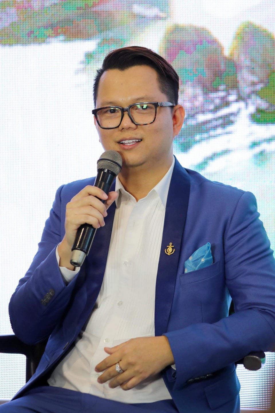 Thanh Hằng hào hứng khi sẽ biểu diễn thời trang… trên hoang đảo - 5 Thanh Hằng hào hứng khi sẽ biểu diễn thời trang… trên hoang đảo - 5