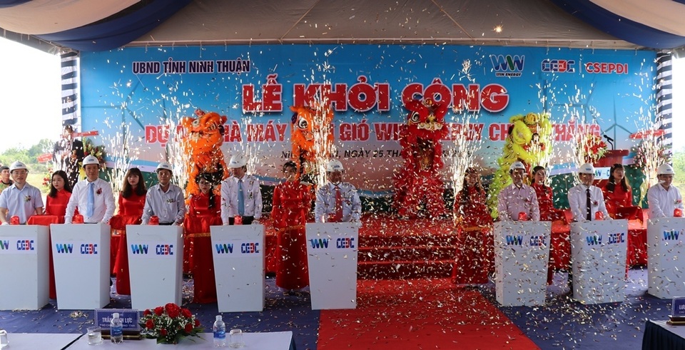 Ninh Thuận khởi công nhà máy điện gió trị giá 1.700 tỷ đồng - 1 Ninh Thuận khởi công nhà máy điện gió trị giá 1.700 tỷ đồng - 1