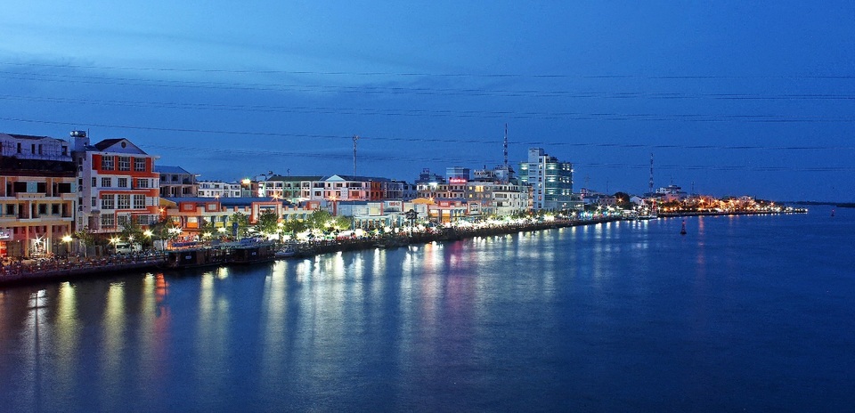 Du lịch Hà Tiên lột xác, loạt ông lớn đổ bộ chớp thời cơ - 2 Du lịch Hà Tiên lột xác, loạt ông lớn đổ bộ chớp thời cơ - 2