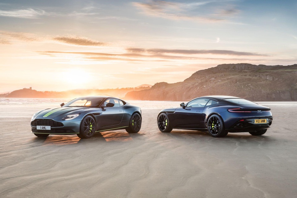 Aston Martin Việt Nam chính thức nhận đặt hàng dòng xe huyền thoại DB11 AMR - 1 Aston Martin Việt Nam chính thức nhận đặt hàng dòng xe huyền thoại DB11 AMR - 1