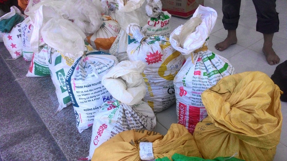 Bắt đối tượng tàng trữ trên nửa tấn thuốc nổ - 2 Bắt đối tượng tàng trữ trên nửa tấn thuốc nổ - 2