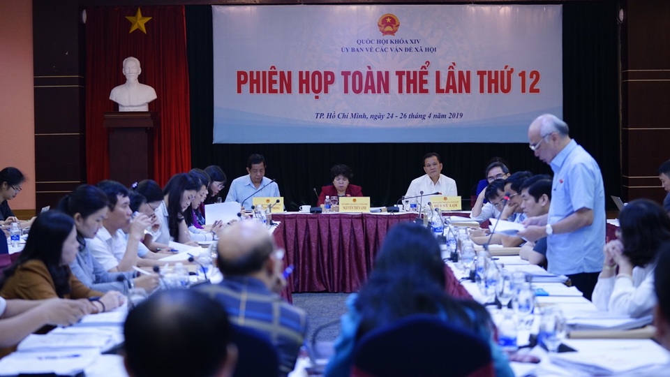 Bộ trưởng Y tế: Xâm hại tình dục, tai nạn giao thông, tan nát gia đình... cũng chỉ vì nhậu! - 6 Bộ trưởng Y tế: Xâm hại tình dục, tai nạn giao thông, tan nát gia đình... cũng chỉ vì nhậu! - 6