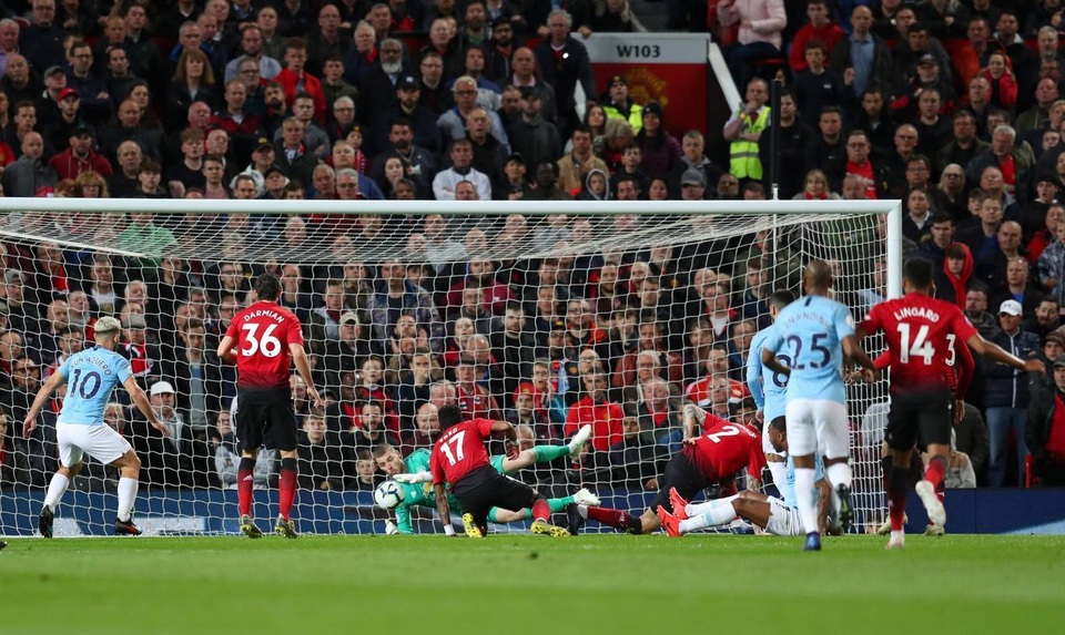 Những khoảnh khắc hạnh phúc của Man City ở chiến thắng trước Man Utd - 9 Những khoảnh khắc hạnh phúc của Man City ở chiến thắng trước Man Utd - 9