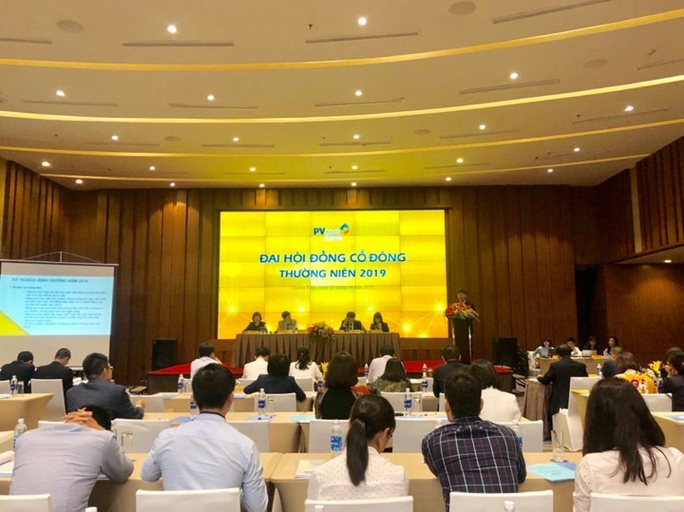 PVcomBank triển khai chiến dịch nâng tầm chất lượng dịch vụ - 3 PVcomBank triển khai chiến dịch nâng tầm chất lượng dịch vụ - 3