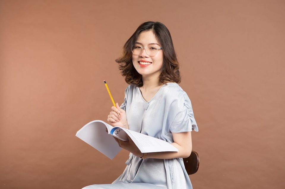 Chinh phục giáo trình IELTS khó với thế hệ giáo viên trẻ trung ở Hà Nội - 2 Chinh phục giáo trình IELTS khó với thế hệ giáo viên trẻ trung ở Hà Nội - 2