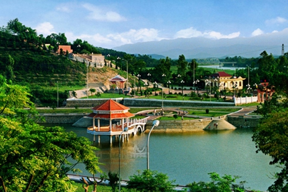 Long trọng kỷ niệm 115 năm ngày sinh Tổng Bí thư Trần Phú - 2 Long trọng kỷ niệm 115 năm ngày sinh Tổng Bí thư Trần Phú - 2