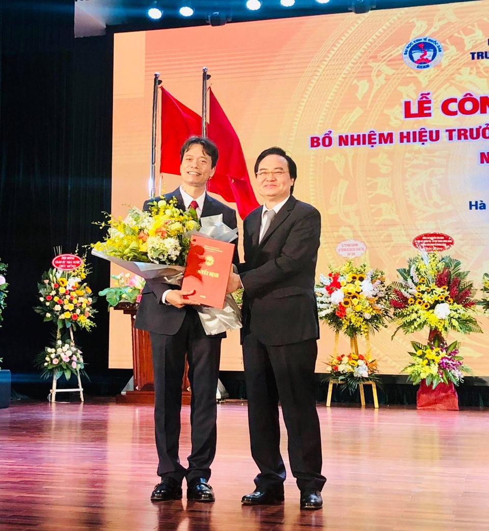 Trường Đại học Kinh tế quốc dân có hiệu trưởng mới - 1 Trường Đại học Kinh tế quốc dân có hiệu trưởng mới - 1