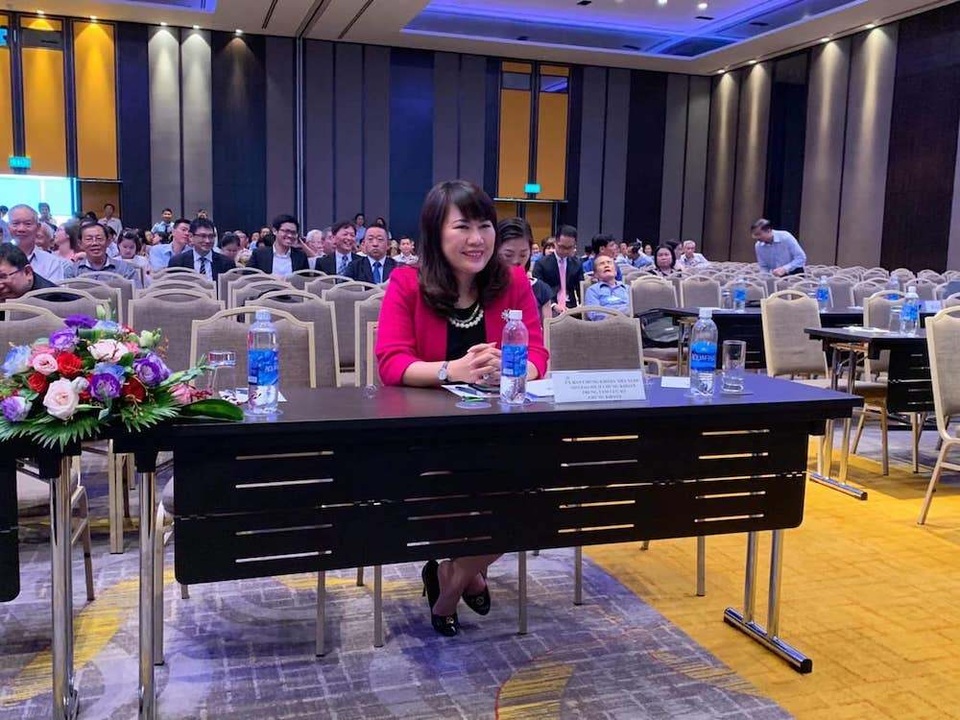 Sau hàng loạt lùm xùm, đại hội cổ đông Eximbank bất thành - 2 Sau hàng loạt lùm xùm, đại hội cổ đông Eximbank bất thành - 2