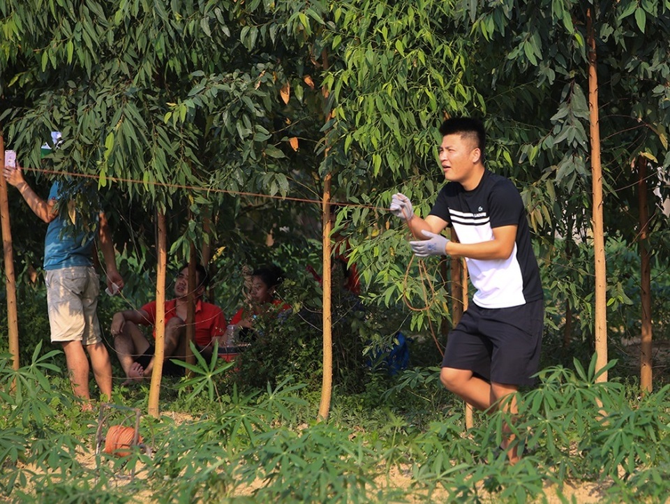 Độc đáo lễ hội diều rực rỡ màu sắc ở ngoại thành Hà Nội - 9 Độc đáo lễ hội diều rực rỡ màu sắc ở ngoại thành Hà Nội - 9